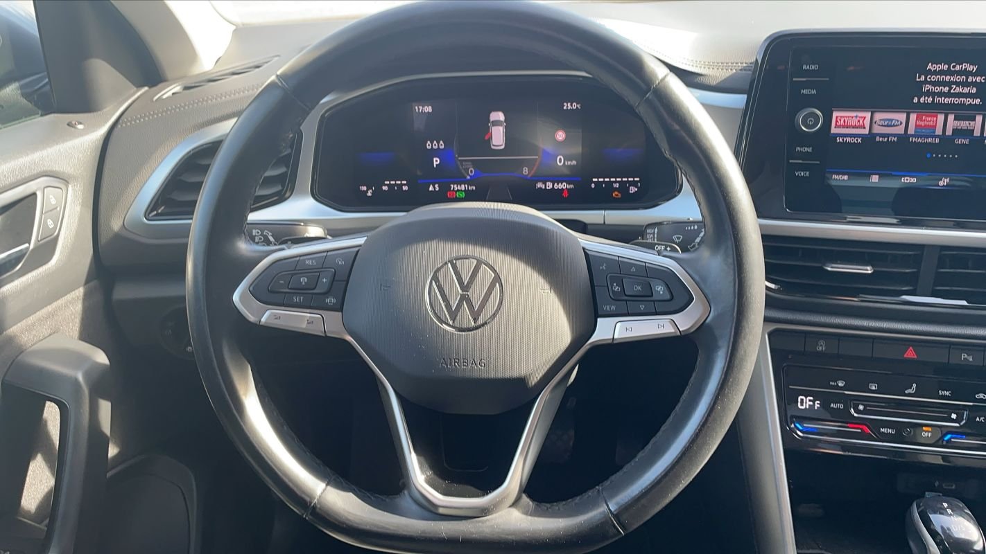 Volkswagen T-Roc - Photo 24