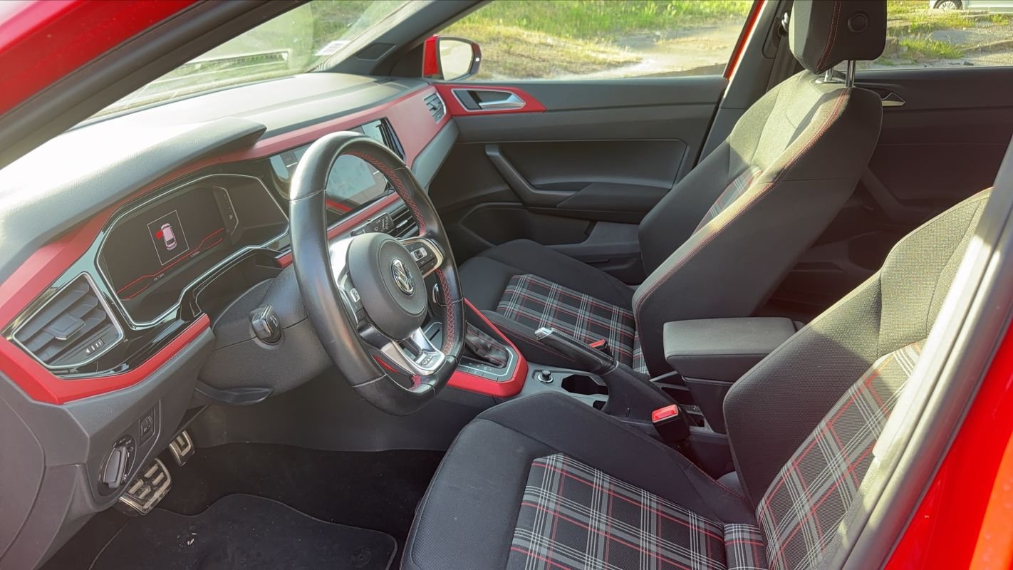 Volkswagen Polo - Photo 25