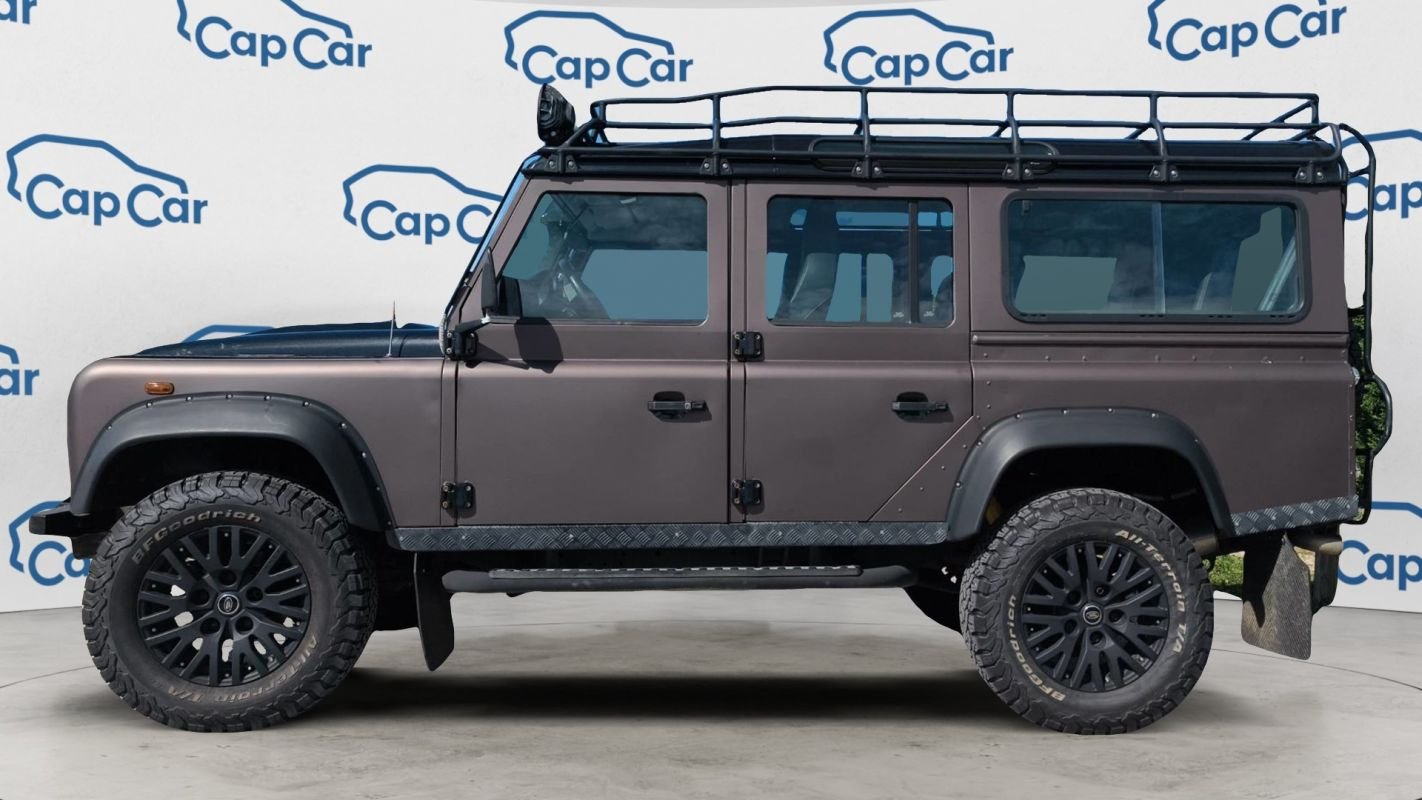 Land Rover Defender - Photo 2