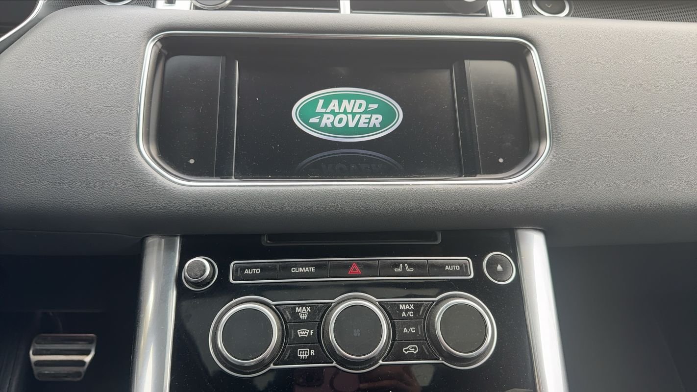 Land Rover Range Rover Sport - Photo 22