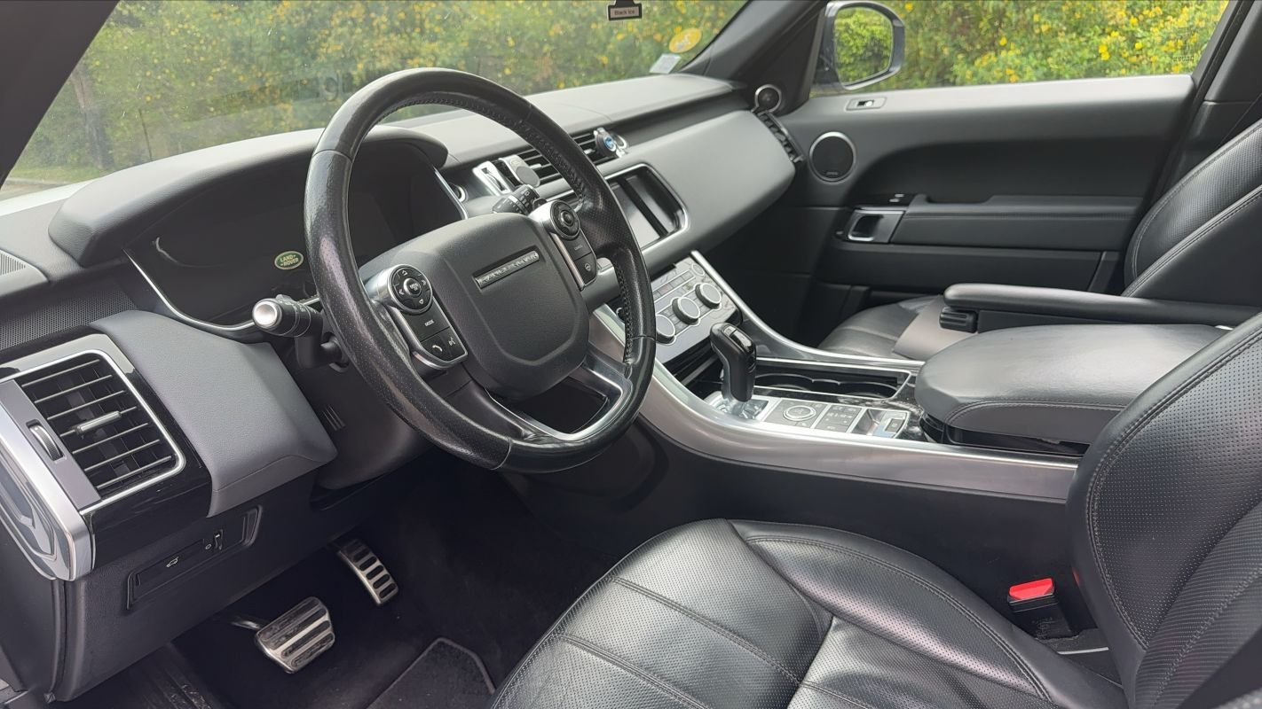 Land Rover Range Rover Sport - Photo 8