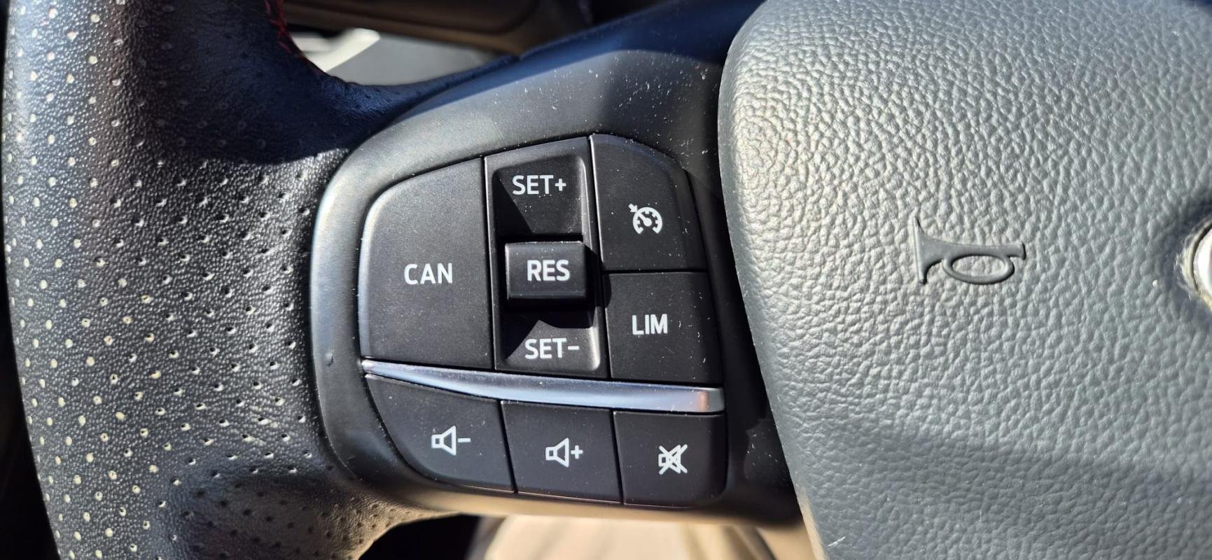 Ford Focus - Photo 13