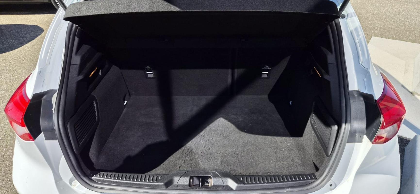 Ford Focus - Photo 22