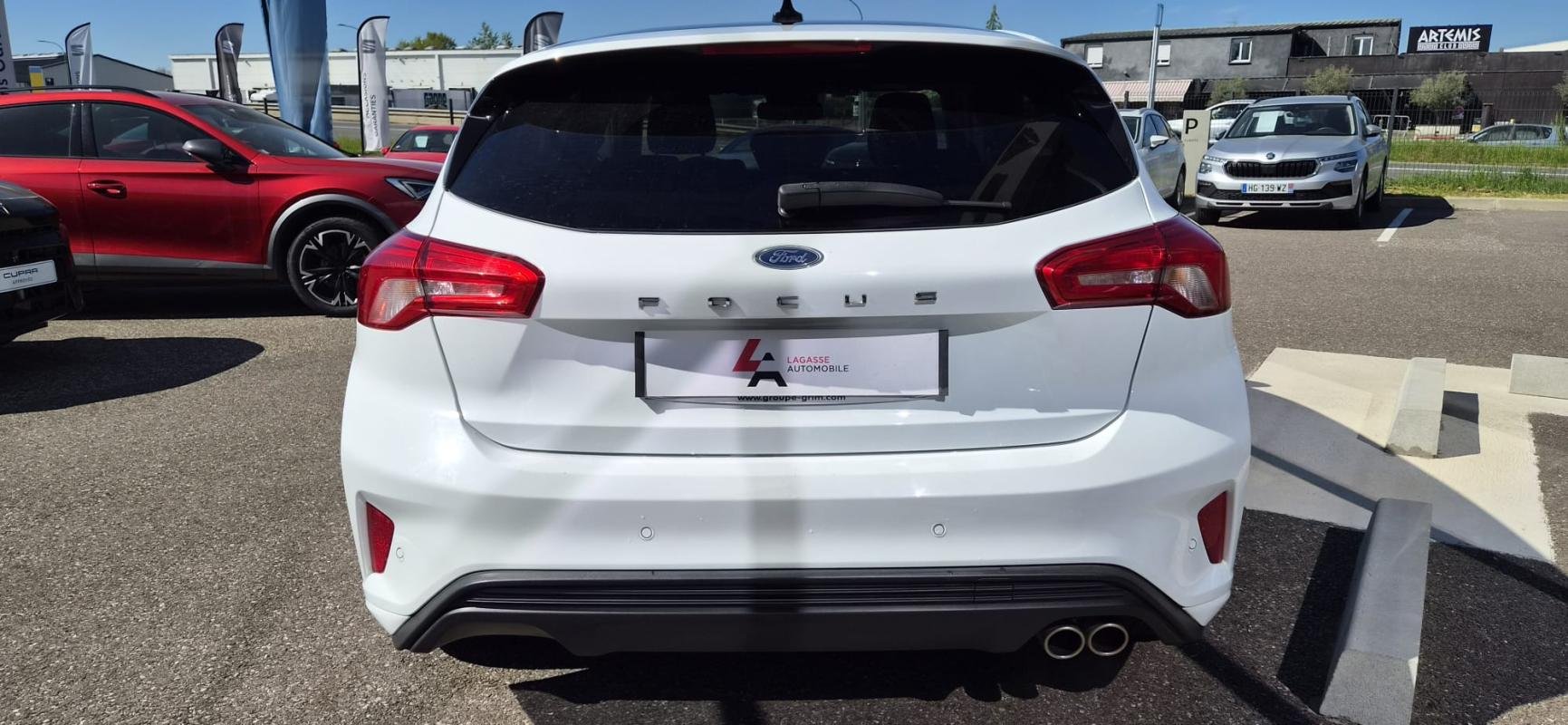 Ford Focus - Photo 4