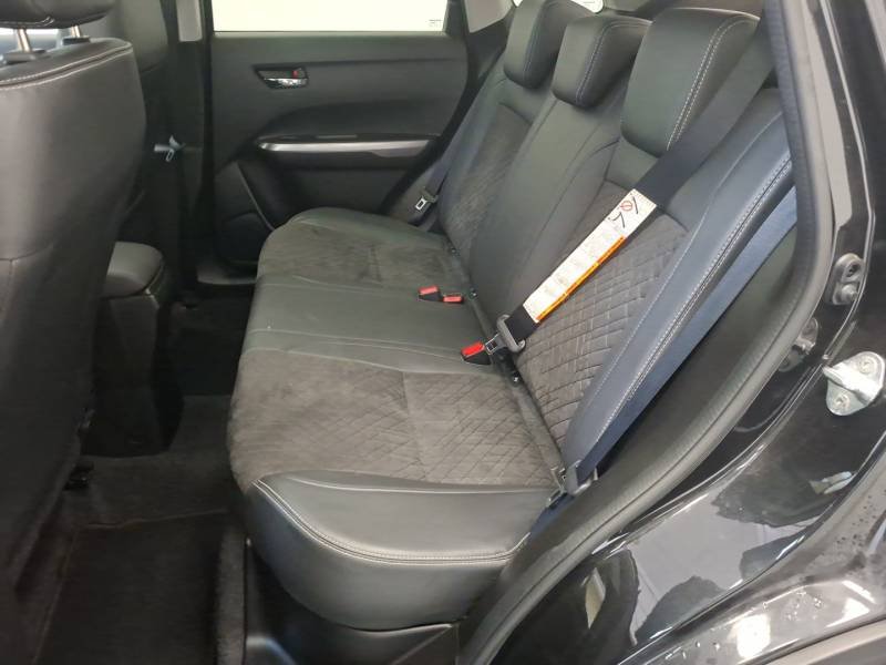 Suzuki Vitara - Photo 19
