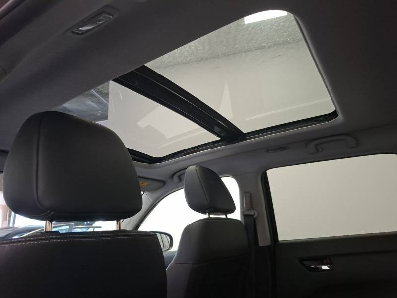 Suzuki Vitara - Photo 20