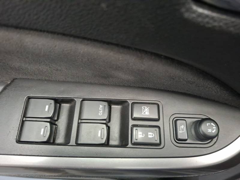 Suzuki Vitara - Photo 21