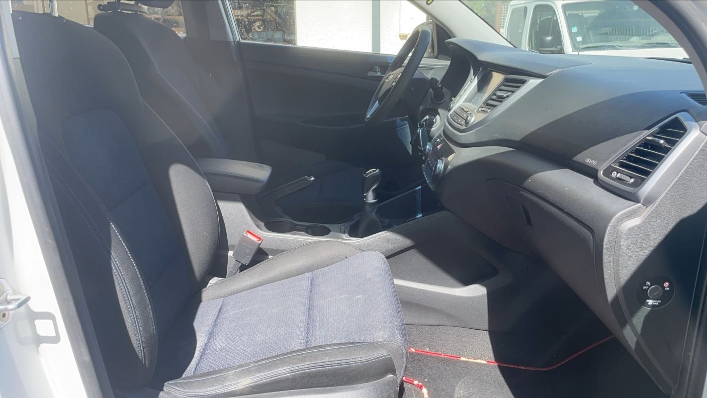 Hyundai Tucson - Photo 25