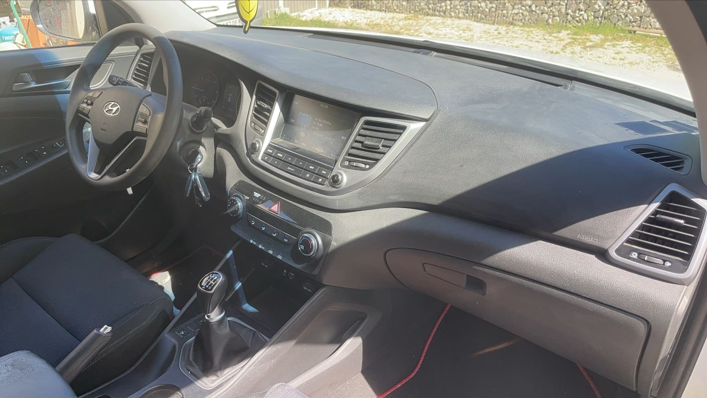 Hyundai Tucson - Photo 10