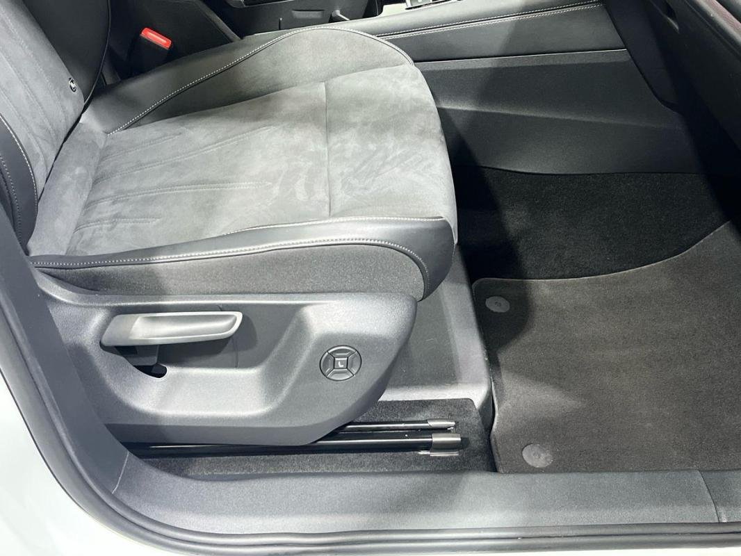 Volkswagen Tiguan - Photo 14