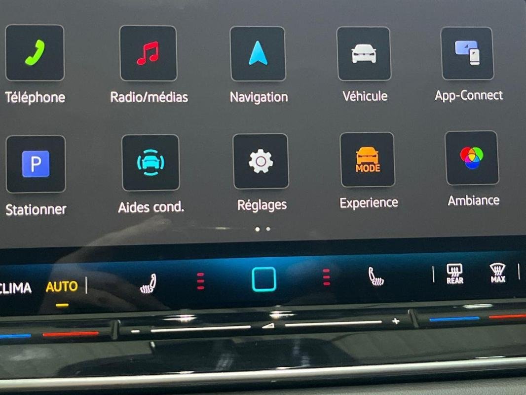 Volkswagen Tiguan - Photo 16