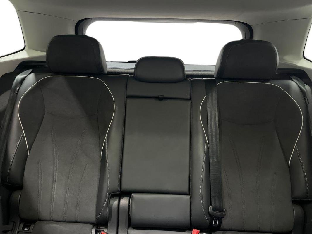 Volkswagen Tiguan - Photo 22