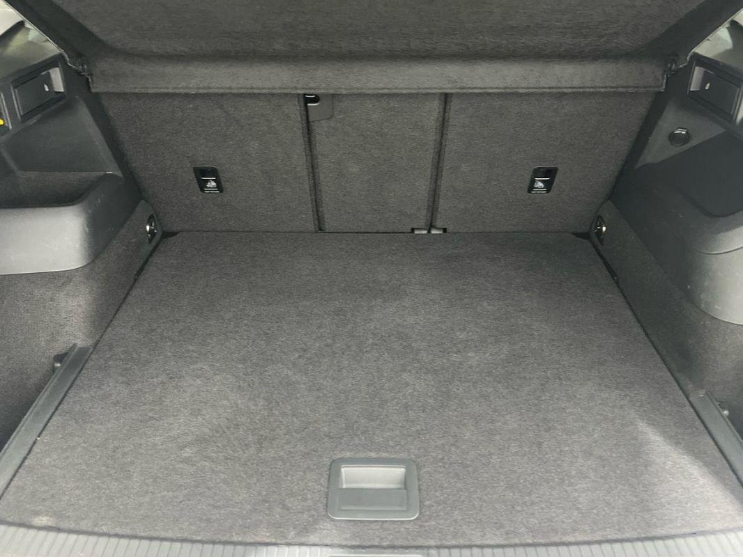 Volkswagen Tiguan - Photo 31