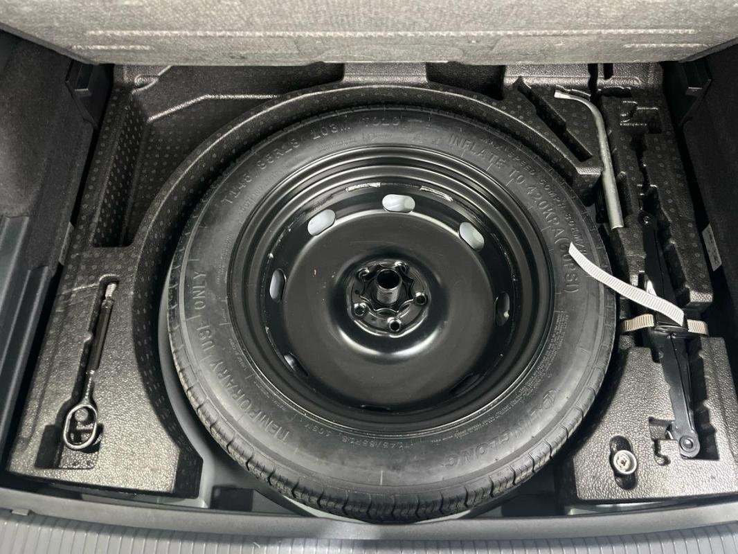 Volkswagen Tiguan - Photo 34