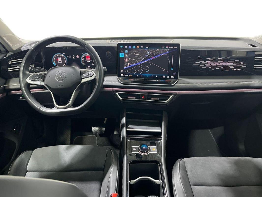 Volkswagen Tiguan - Photo 8