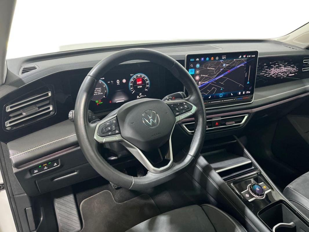Volkswagen Tiguan - Photo 9