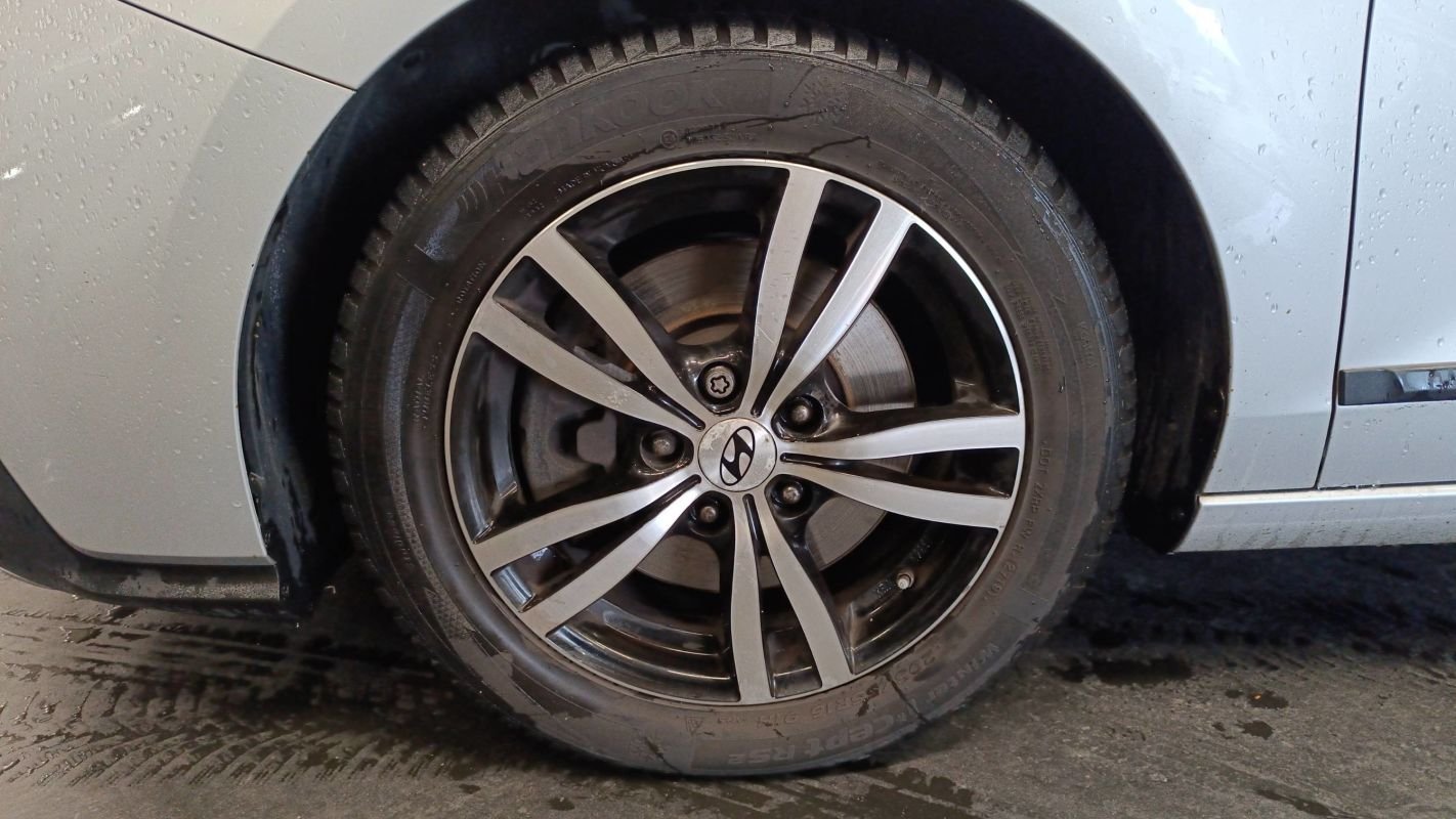 Hyundai i30 - Photo 18