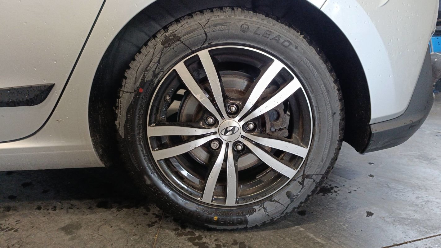 Hyundai i30 - Photo 19
