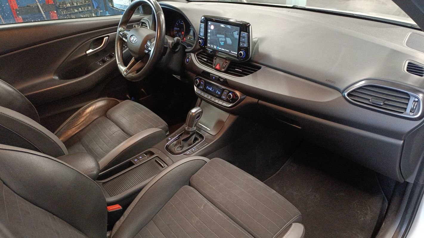 Hyundai i30 - Photo 10