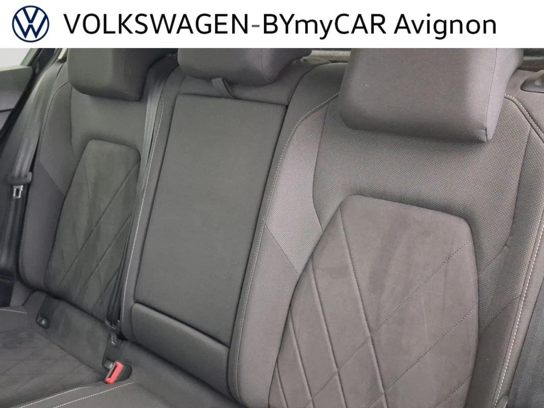 Volkswagen Golf - Photo 24