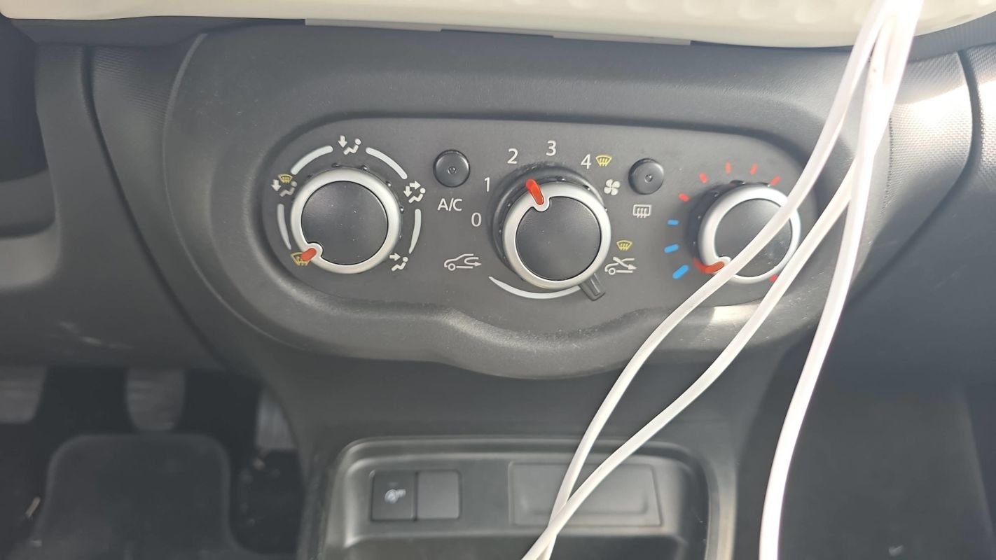 Renault Twingo - Photo 13