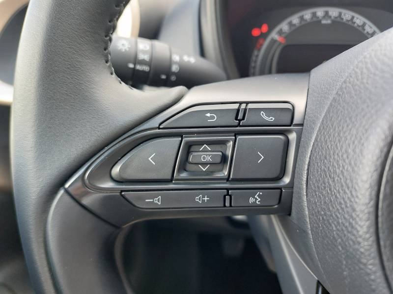 Toyota aygo x - Photo 15