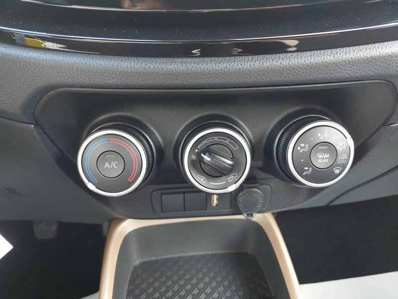 Toyota aygo x - Photo 17