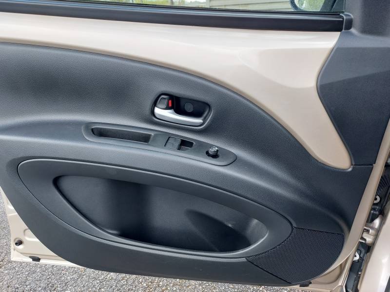 Toyota aygo x - Photo 22