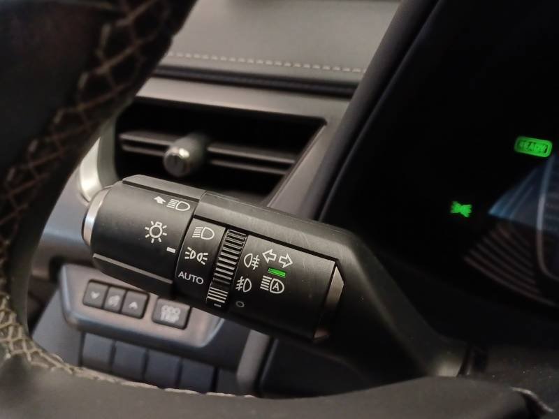 Lexus UX - Photo 21