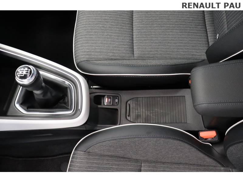 Renault Clio - Photo 24