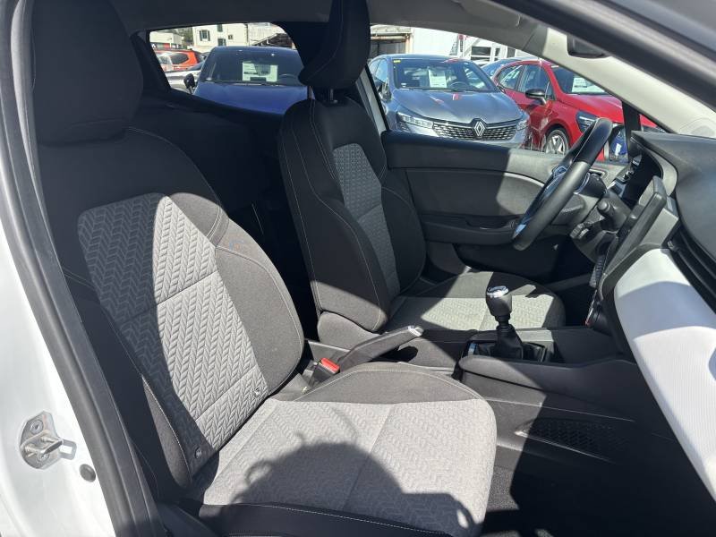 Renault Clio - Photo 16