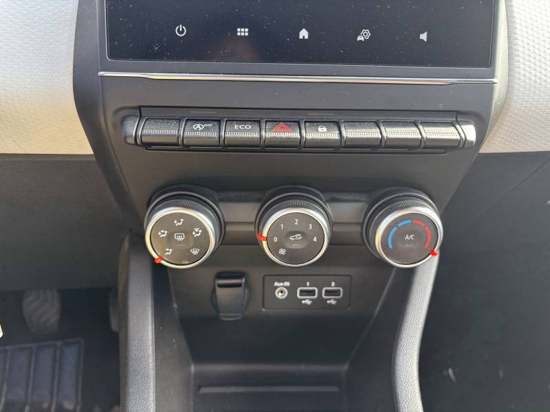 Renault Clio - Photo 37
