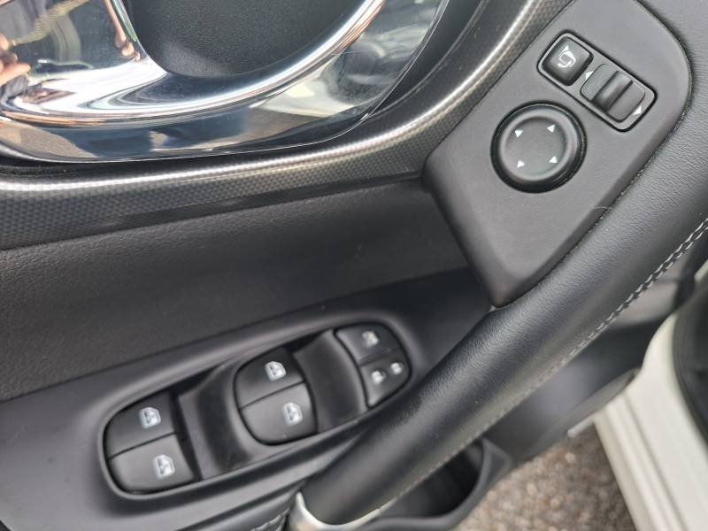 Nissan Qashqai - Photo 21