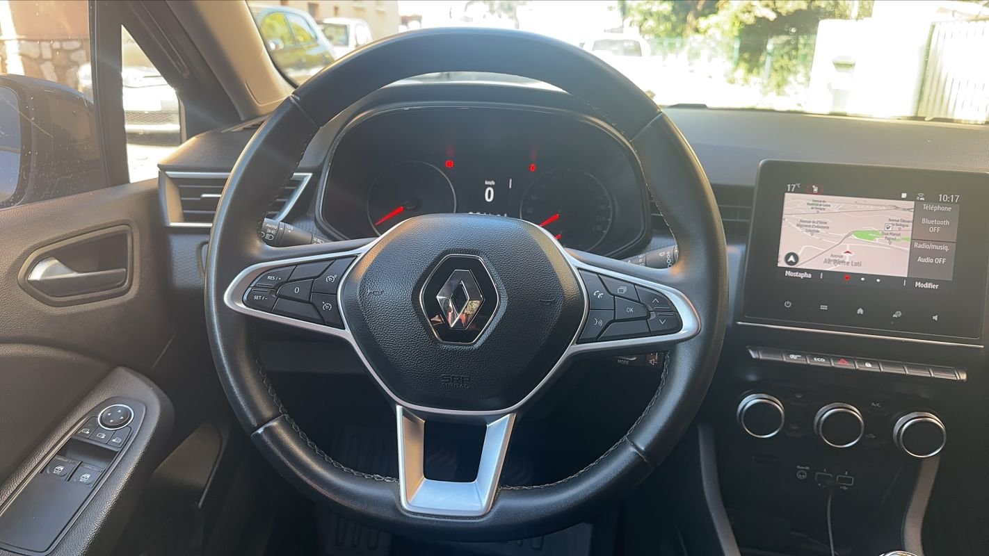 Renault Clio - Photo 22