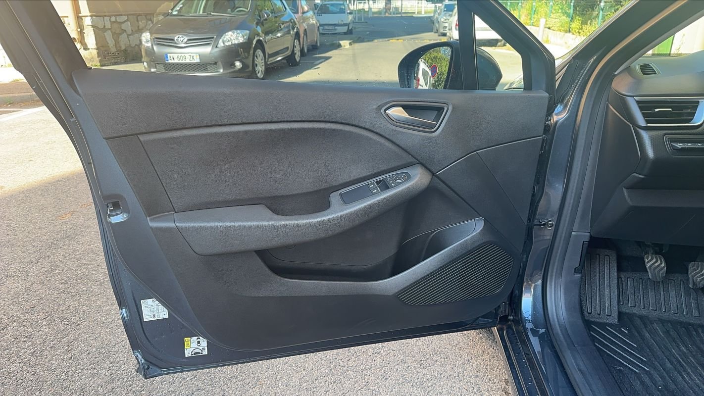 Renault Clio - Photo 7