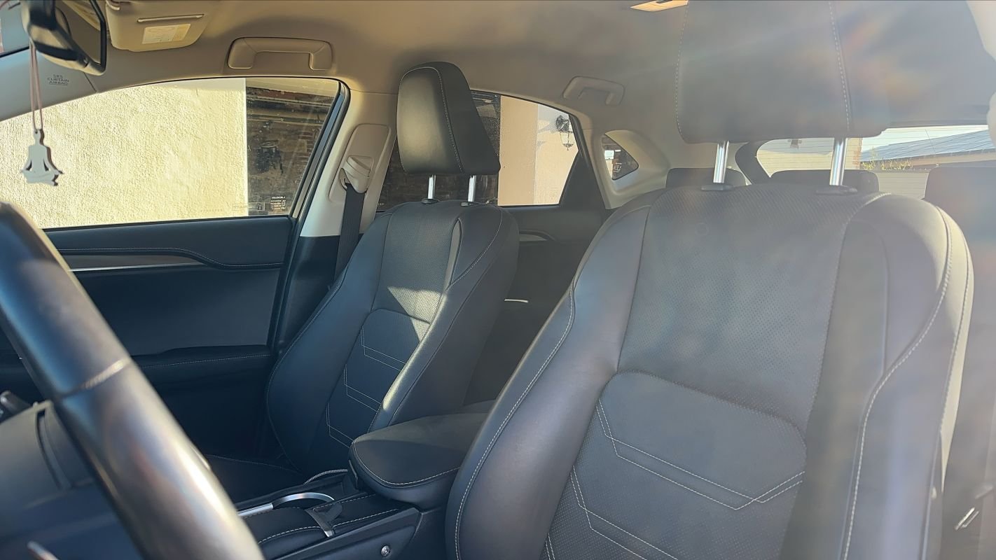 Lexus NX 300h - Photo 26