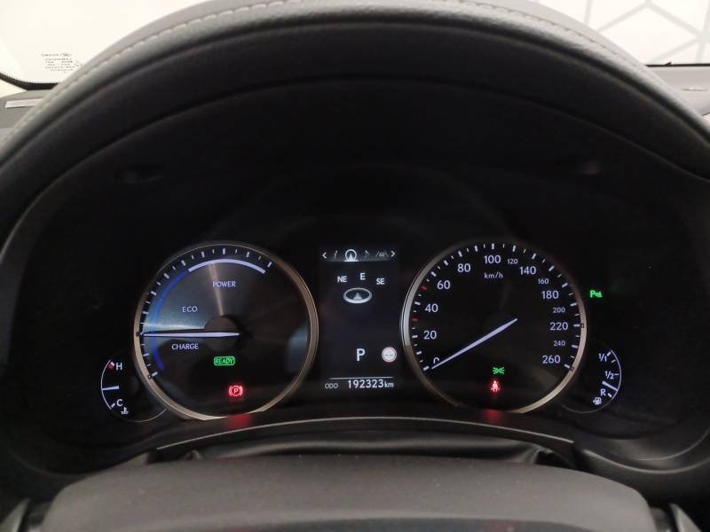 Lexus NX - Photo 24