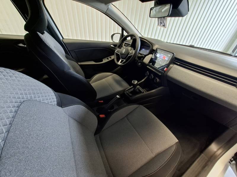 Renault Clio - Photo 29