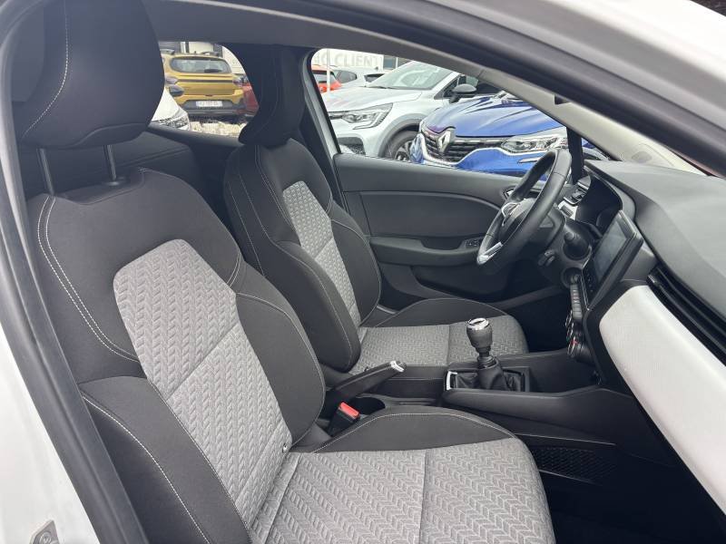 Renault Clio - Photo 16