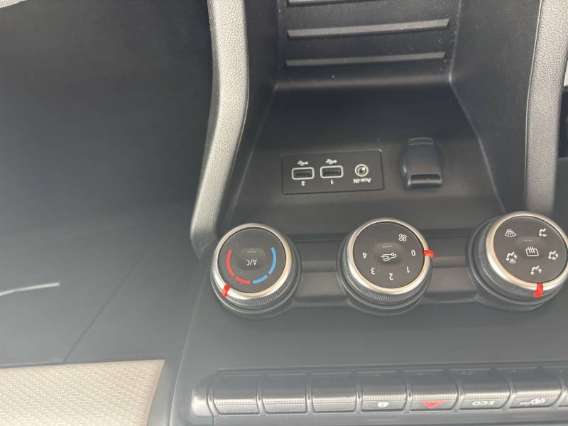 Renault Clio - Photo 38