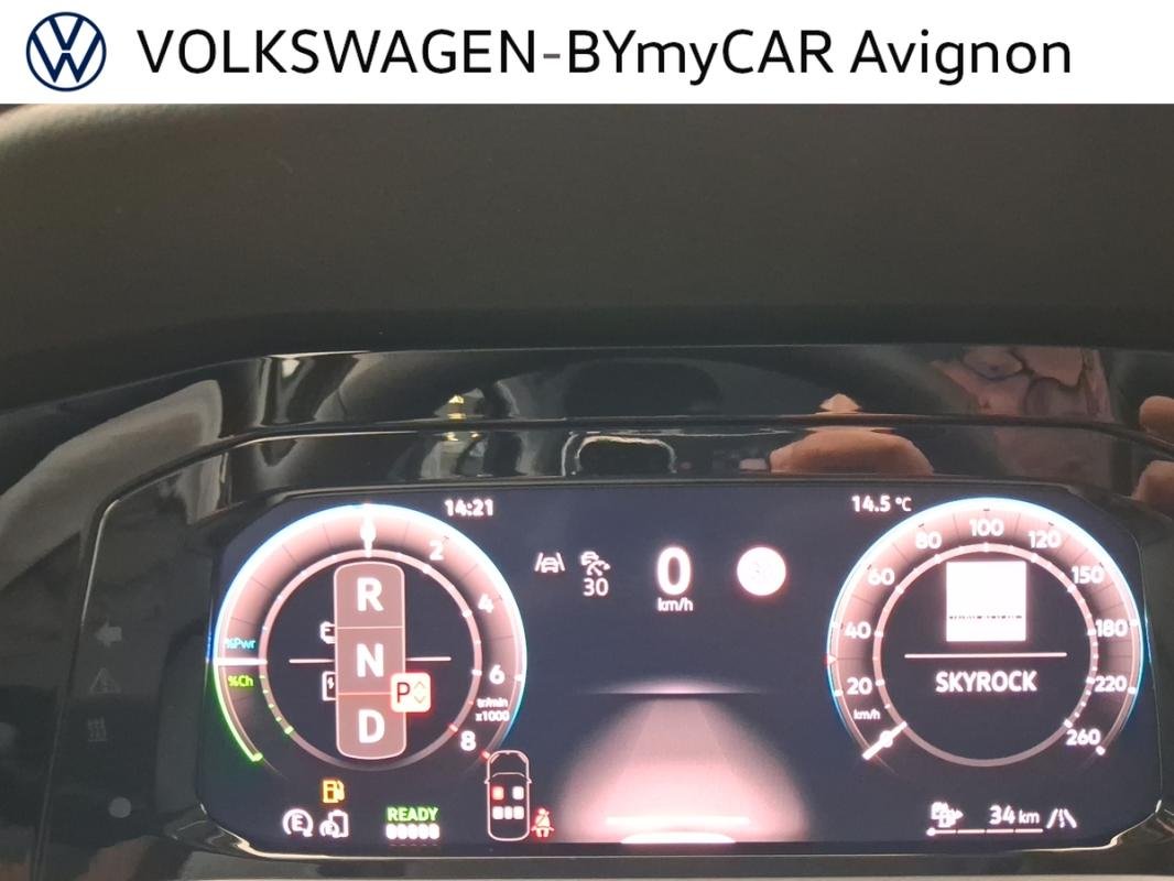 Volkswagen Golf - Photo 12