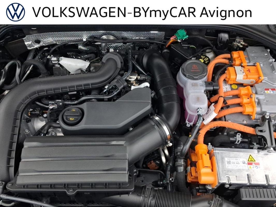 Volkswagen Golf - Photo 16