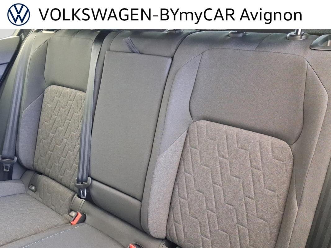 Volkswagen Golf - Photo 24