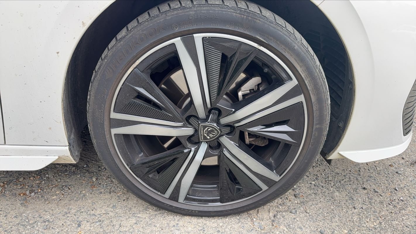 Peugeot 308 SW - Photo 17