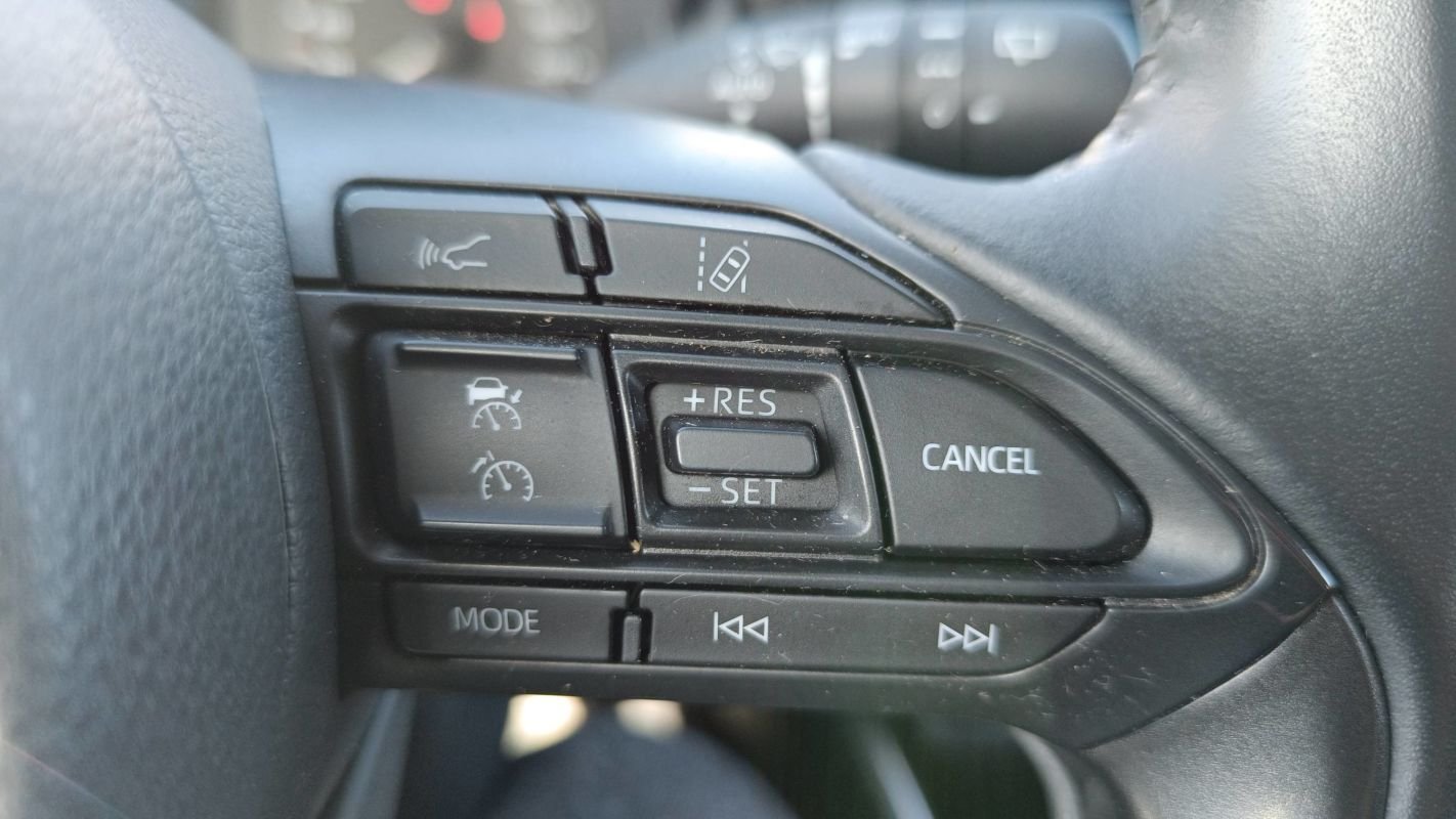 Toyota Yaris - Photo 13