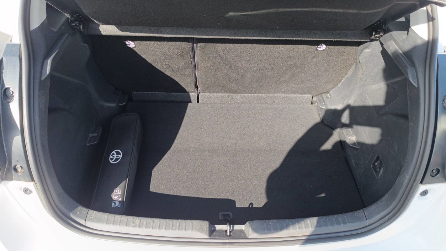 Toyota Yaris - Photo 14