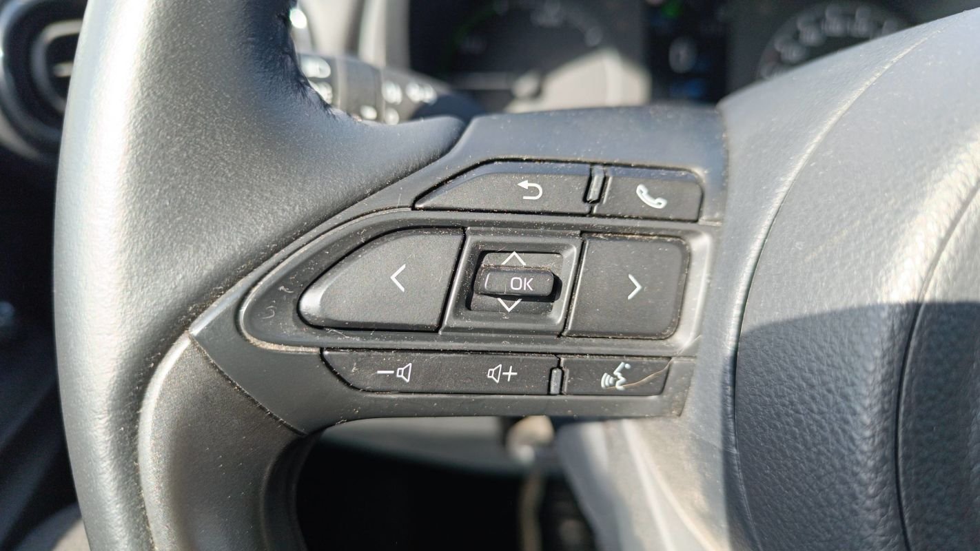 Toyota Yaris - Photo 23