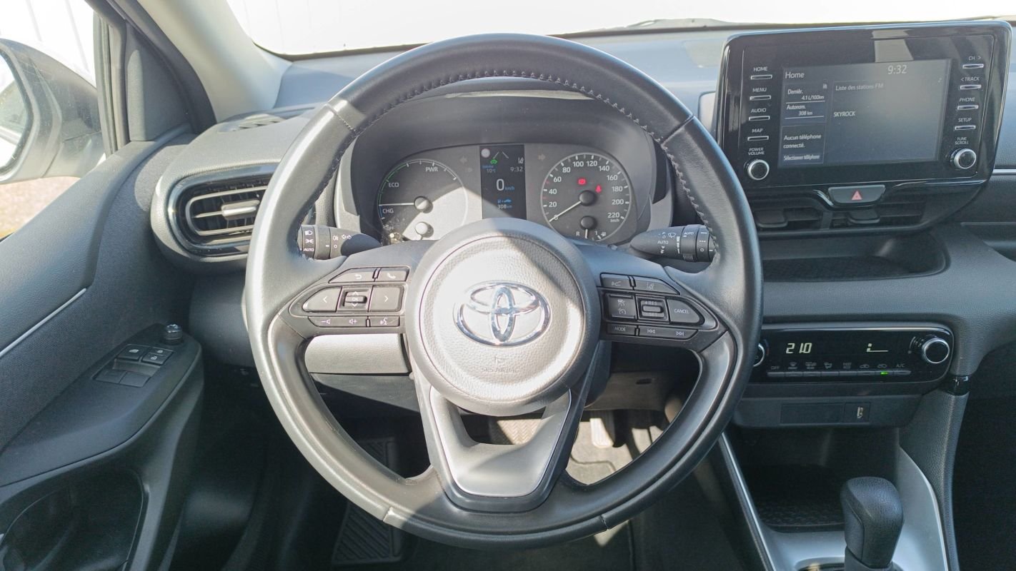 Toyota Yaris - Photo 24