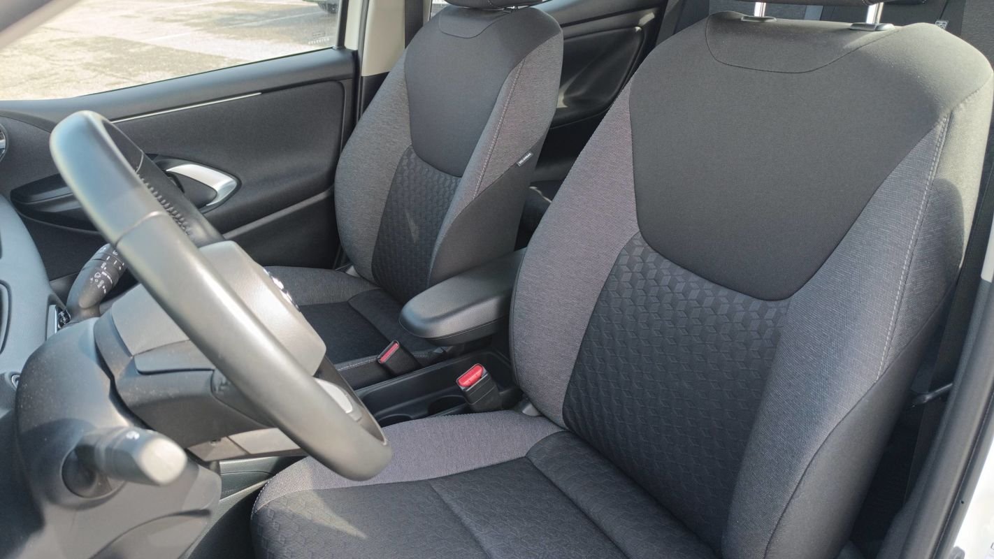 Toyota Yaris - Photo 26