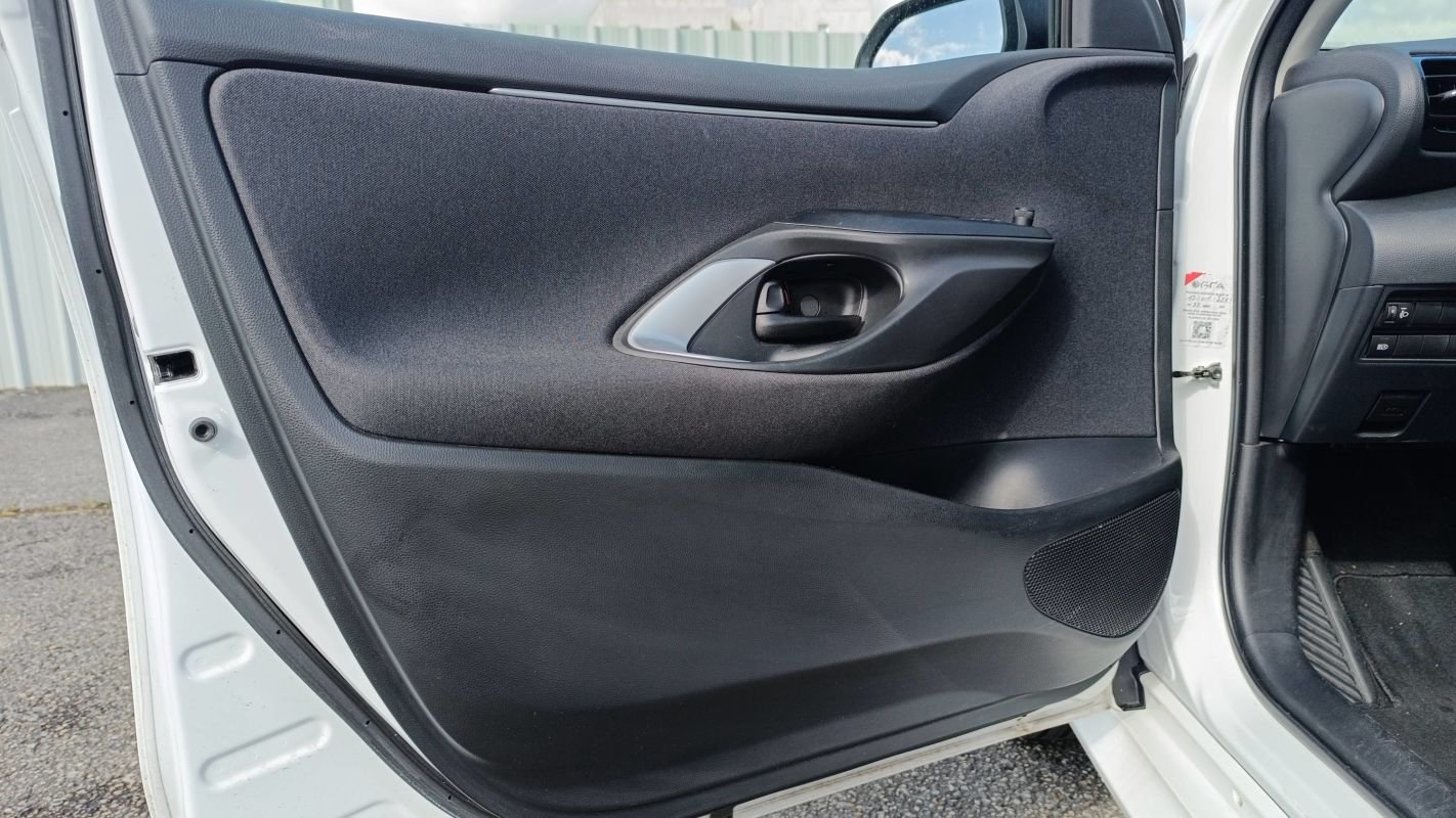 Toyota Yaris - Photo 7